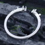 Pattiring Kite Cut Blue Sandstone White Gold Open Wedding Band