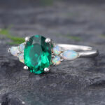 Pattiring Oval Cut Emerald White Gold Engagement Ring