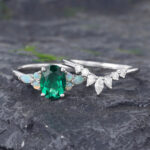 Pattiring Oval Cut Emerald White Gold Engagement Ring Set
