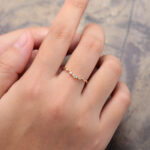 Pattiring Simple Yellow gold Curved Wedding Band