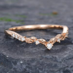 Pattiring Vintage Moissanite Rose Gold Curved Wedding Band