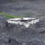 Pattiring Vintage Moissanite White Gold Curved Wedding Band
