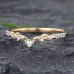 Pattiring Vintage Moissanite Yellow Gold Curved Wedding Band