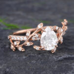 Pattiring Pear Shaped C&C Moissanite Rose Gold Leaf Diamond Engagement Ring 4