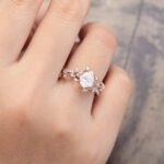 Pattiring Pear Shaped C&C Moissanite Rose Gold Leaf Diamond Engagement Ring 1