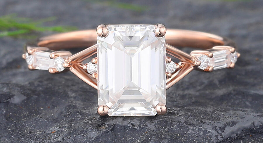 Pattiring Emerald Cut C&C Moissanite Rose Gold Baguette cut Diamond Engagement Ring