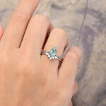 Pattiring Kite Shaped Moss Agate White Gold Engagement Ring Set 3