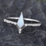 Pattiring Kite Shaped Opal White Gold Engagement Ring 5