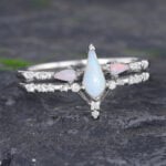 Pattiring Kite Shaped Opal White Gold Engagement Ring Set 5