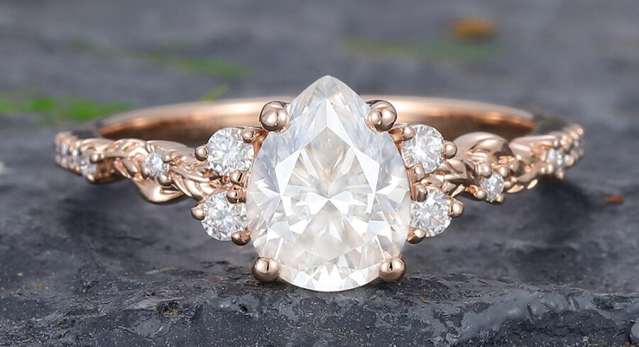 Pattiring Rose Gold Pear Shaped Moissanite Filigree Engagement Ring