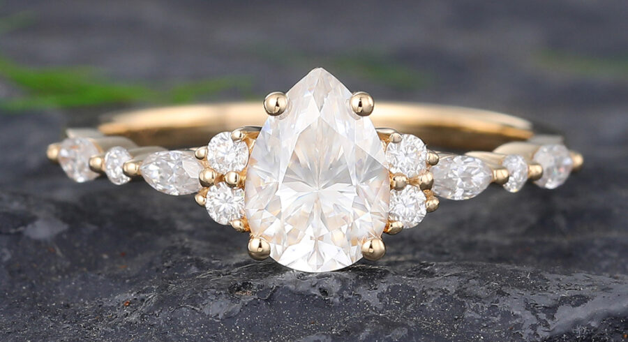 Pattiring Pear Shaped C&C Moissanite Solid Gold Marquise cut Diamond Engagement Ring