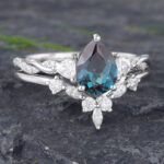 Pattiring Pear Shaped Lab Alexandrite White Gold Engagement Ring Set 2