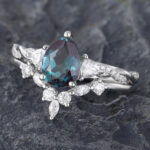 Pattiring Pear Shaped Lab Alexandrite White Gold Engagement Ring Set 4