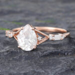 Pattiring Pear Shaped Moissanite Rose Gold Baguette Cut Diamond Engagement Ring 3