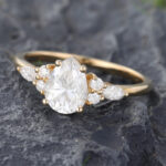 Pattiring Pear Shaped Moissanite Solid Gold Diamond Engagement Ring 1
