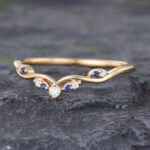 Pattiring Unique Natural Sapphire Yellow Gold Diamond Curved Wedding Band