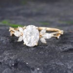Pattiring 14K Gold Oval Cut Moissanite Engagement Ring 2