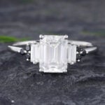 Pattiring Unique Emerald Cut Moissanite Black Diamond Ring