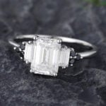 Pattiring Unique Emerald Cut Moissanite Black Diamond Ring 2