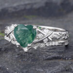 Everlasting Heart Shaped Moss Agate Crossover Engagement Ring Set