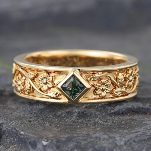 Vintage Princess Cut Moss Agate Engraved Wedding Band 18K Yellow Gold