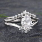 Unique Oval Cut Lab Grown Diamond Engagement Ring Set 2PCS