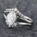 Unique Oval Cut Lab Grown Diamond Engagement Ring Set 2PCS