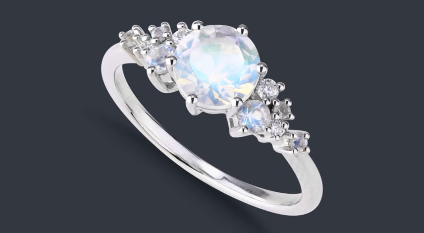Moonstone Rings Rings inlaid with gemstones