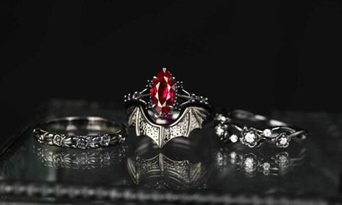 black gold rings