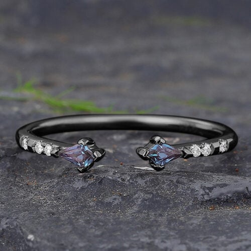 Black Gold Kite Cut Alexandrite Open Wedding Band