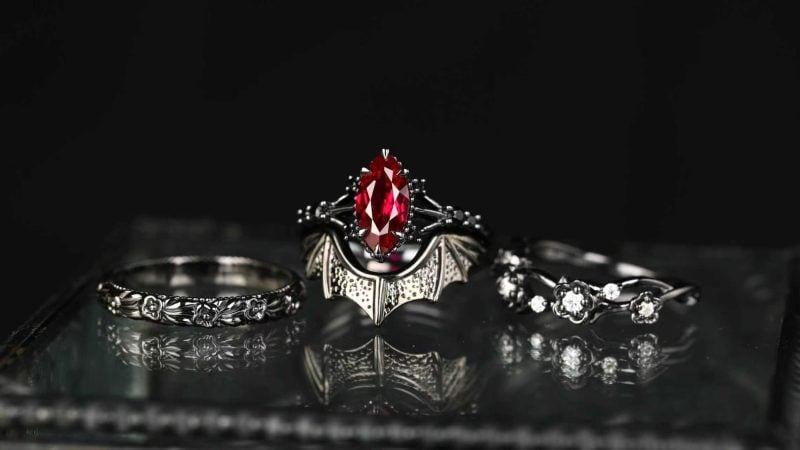 Black Gold Rings: The Ultimate Symbol of Luxury and Elegance