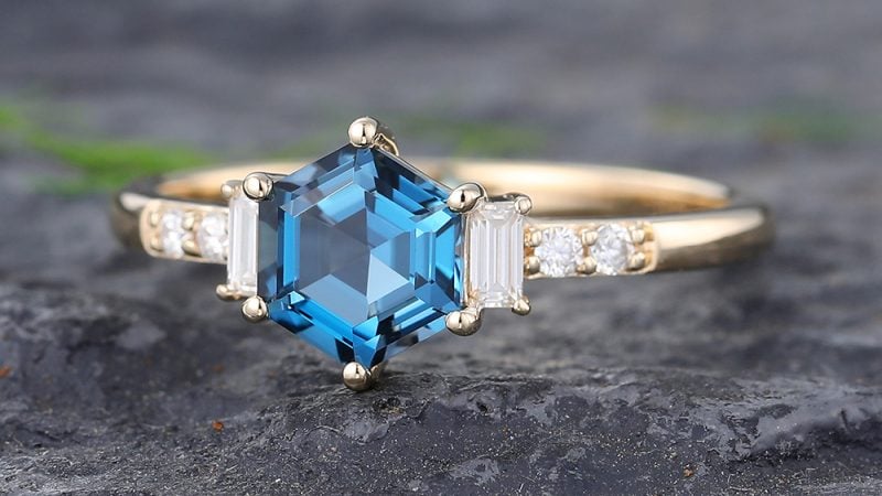 Pattiring Hexagon Cut London Blue Topaz Yellow Gold Engagement Ring -2
